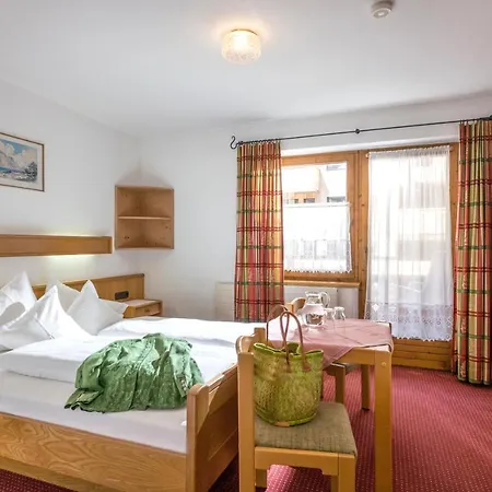 Foersterhaus & Haus Andrea Oda ve Kahvaltı