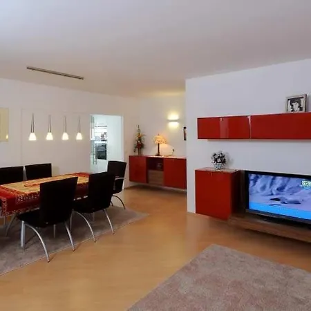 فندق مبيت وإفطار Foersterhaus & Haus Andrea