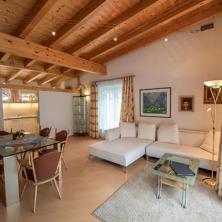 Oda ve Kahvaltı Foersterhaus & Haus Andrea Mayrhofen