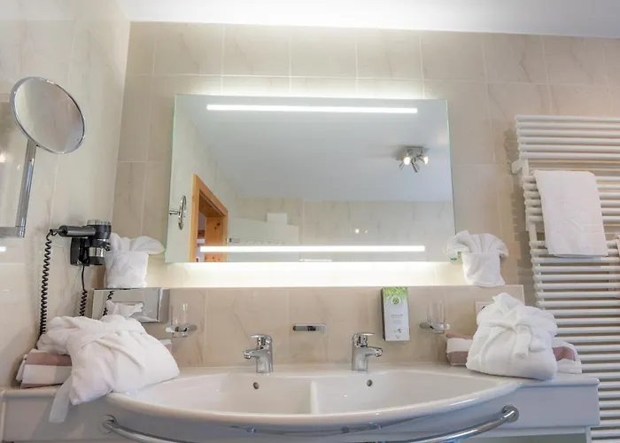 Bed & Breakfast Foersterhaus & Haus Andrea