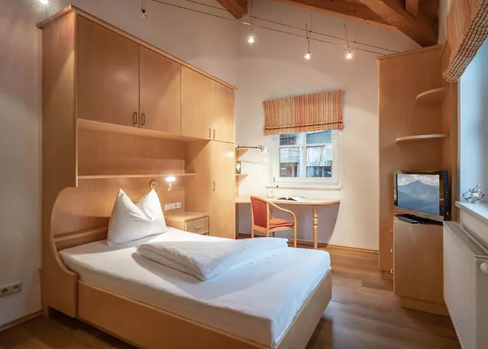 Bed & Breakfast Foersterhaus & Haus Andrea 4*